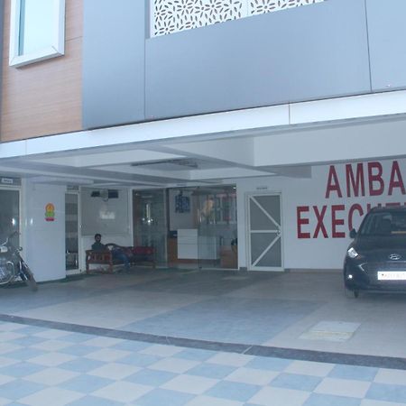 Hotel Ambai Executive Tuljapur Exterior foto